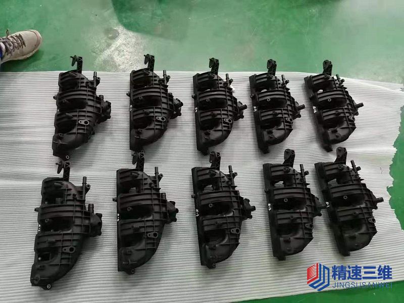 汽車(chē)發(fā)動(dòng)機(jī)排氣小批量生產(chǎn).jpg 汽車(chē)發(fā)動(dòng)機(jī)排氣小批量生產(chǎn).jpg